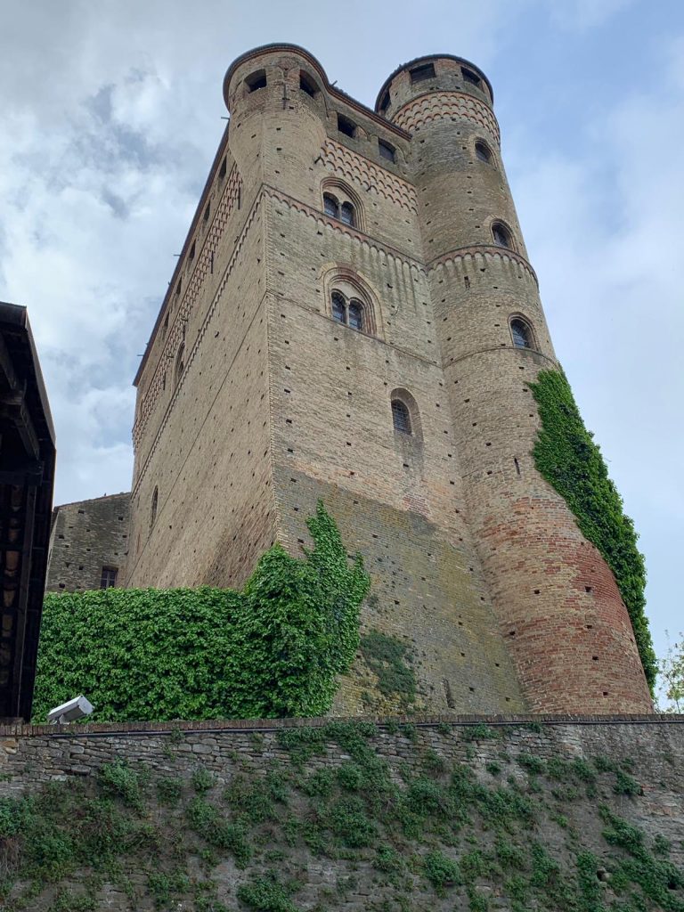 castello serralunga d'alba